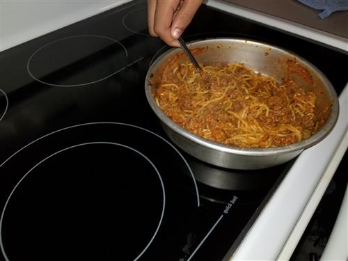 Making spaghetti 