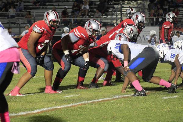 football players on field