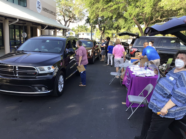 On March 30th Lakewood Elementary had a drive through community fair which was a success for our volunteers, as well as our young scholars. The fair provided information about grade level specific summer activities, nutrition, public resources, and safety.  