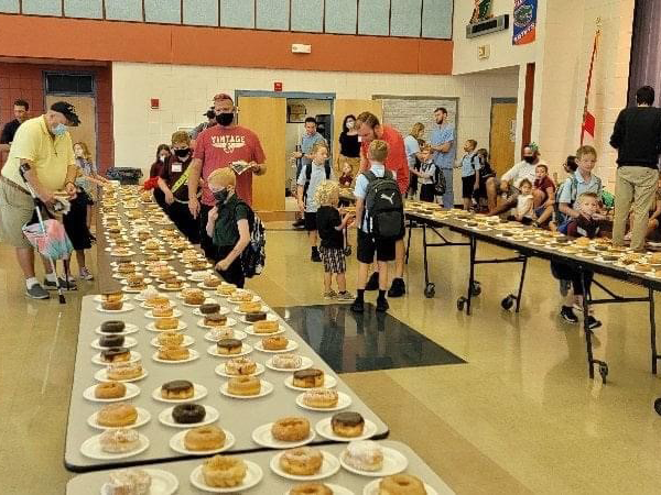 Starkey Elementary held Donuts with Dads!