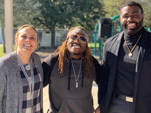 Educational Rap Artist Corey Thornton performed a motivating concert to stay in school for the students at Ponce De Leon Elementary. 