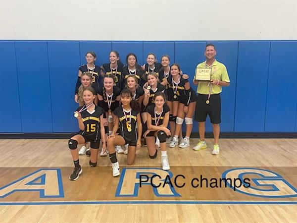 Palm Harbor Middle School Girls volleyball team won the 2022 PCAC championship.