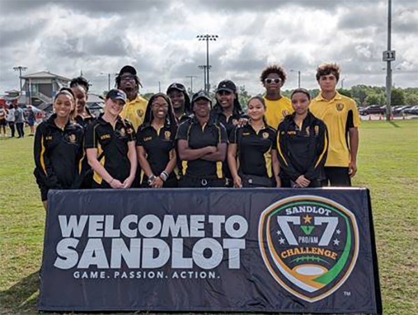 Lakewood High ALMA Student Athletic Trainers  volunteered at the NFLPA Sandlot 7v7 Tournament where they received numerous compliments from the NFLPA staff, coaches, athletes and parents.