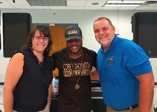 Educational Rap Artist Corey Thornton preformed a concert at Oldsmar Elementary School.